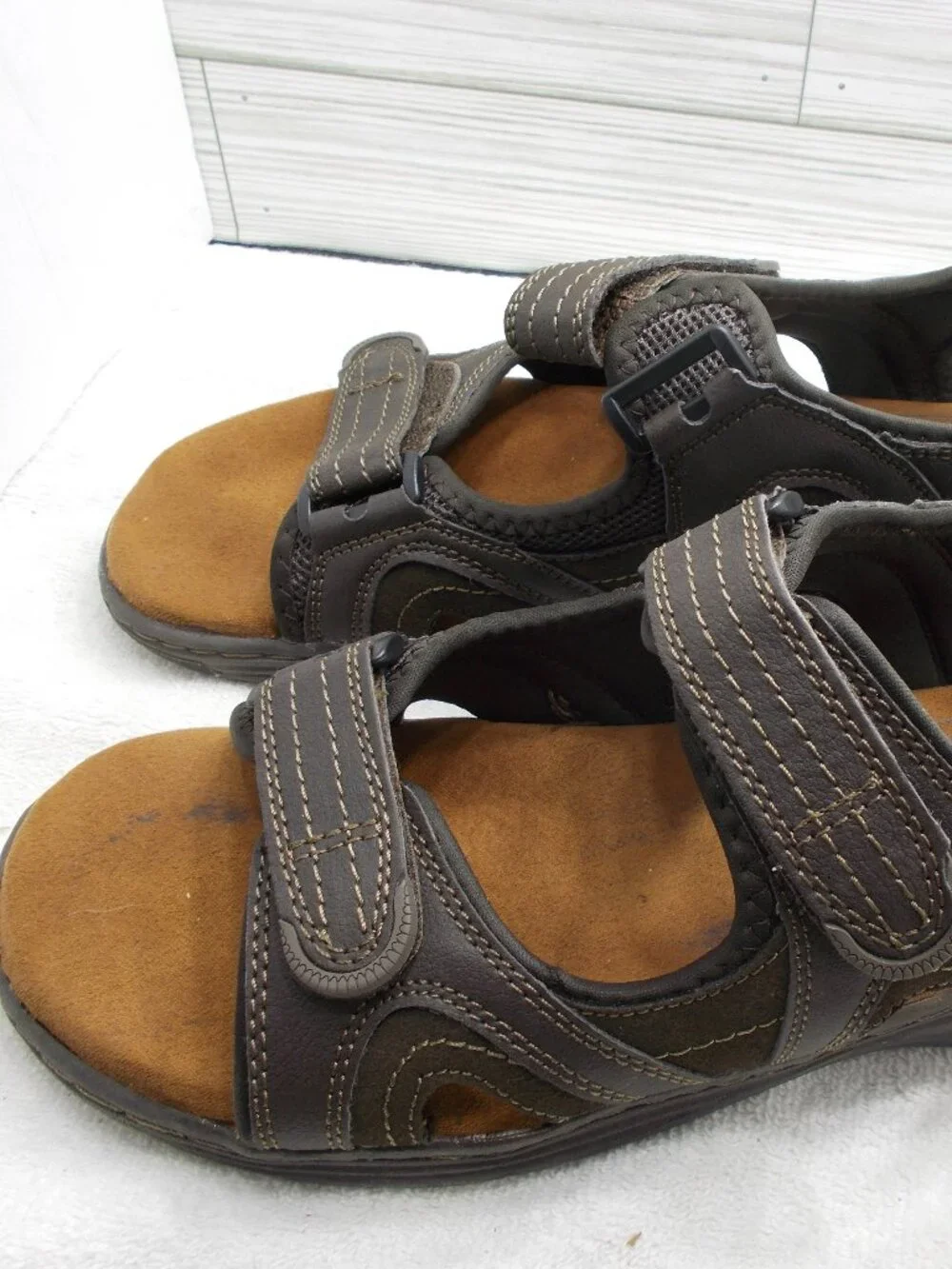 Nunn Bush Men's Size 10 Dual Comfort Memory Foam Sandals